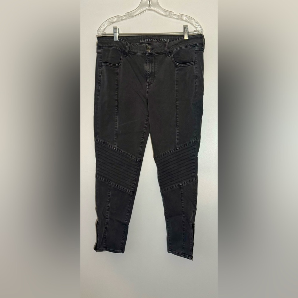 American Eagle women’s Moto jeggings size 14, short inseam, like new